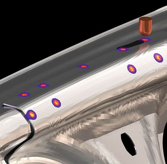 Simulation eines Widerstandspunktschweißprozesses – ein Verfahren, das insbesondere in der Automobilindustrie zum Einsatz kommt. Dabei berücksichtigt die entsprechende Software als einzige Simulationssoftware automatisch auch die komplexe Kontaktsituation zwischen den einzelnen Werkstücken. Simulation eines Widerstandspunktschweißprozesses – ein Verfahren, das insbesondere in der Automobilindustrie zum Einsatz kommt. Dabei berücksichtigt die entsprechende Software als einzige Simulationssoftware automatisch auch die komplexe Kontaktsituation zwischen den einzelnen Werkstücken.
