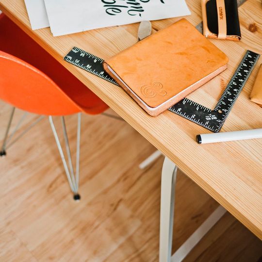 Die Ausschreibung ist einer der ersten und wichtigsten Schritte im Rahmen einer erfolgreichen Projektplanung. Wer die wichtigsten Regeln beachtet, spart Zeit und Ressourcen. Die Ausschreibung ist einer der ersten und wichtigsten Schritte im Rahmen einer erfolgreichen Projektplanung. Wer die wichtigsten Regeln beachtet, spart Zeit und Ressourcen.