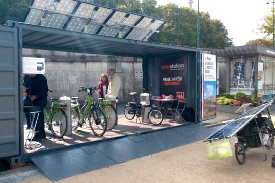 BMZ engagiert sich bei AVEM, dem Förderverein für E-Mobilität in Frankreich BMZ engagiert sich bei AVEM, dem Förderverein für E-Mobilität in Frankreich