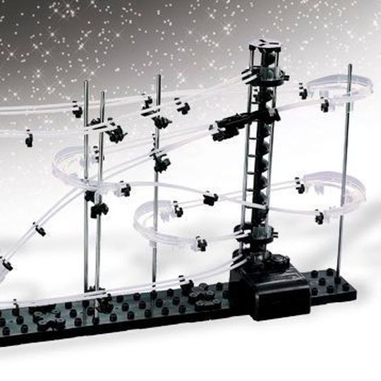 Die Murmel-Achterbahn Space Coaster macht immer wieder Spaß und fördert die Kreativität. Die Murmel-Achterbahn Space Coaster macht immer wieder Spaß und fördert die Kreativität.