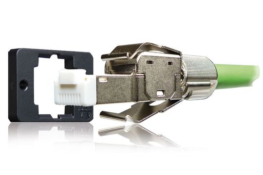 Ein Verriegelungsmechanismus von Yamaichi soll Steckverbindungen auch bei starken Vibrationen schützen. Ein Verriegelungsmechanismus von Yamaichi soll Steckverbindungen auch bei starken Vibrationen schützen.
