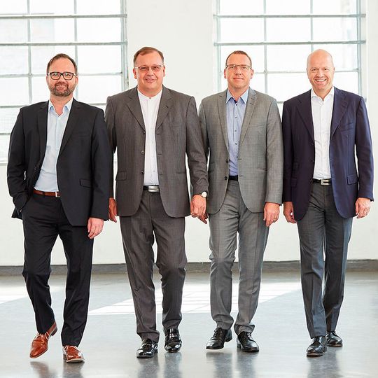Die vier Gesellschafter der Fore Group (v.l.): Jochen Gerber, Francisco J. Bähr, Oliver Schmitt und Marcus Jungheim. Die vier Gesellschafter der Fore Group (v.l.): Jochen Gerber, Francisco J. Bähr, Oliver Schmitt und Marcus Jungheim.