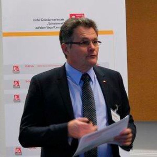 Gerd Hoffmann von der Santander Consumer Bank hielt einen Workshop auf der Fachtagung »bike und business« zum Thema Datenschutz. Gerd Hoffmann von der Santander Consumer Bank hielt einen Workshop auf der Fachtagung »bike und business« zum Thema Datenschutz.