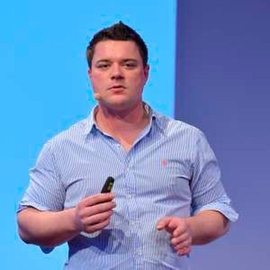 „Websites, Online-Shops und Suchmaschinen – das Internet als Verkaufswerkzeug“ – das sind die Themen von Matthias Schmidt von Mobile.de. „Websites, Online-Shops und Suchmaschinen – das Internet als Verkaufswerkzeug“ – das sind die Themen von Matthias Schmidt von Mobile.de.