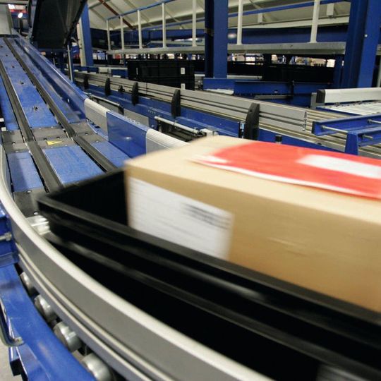 Supply-Chain-Management: Die Produktlebenszyklen werden immer kürzer, die Lieferketten immer komplexer und störungsanfälliger. Supply-Chain-Management: Die Produktlebenszyklen werden immer kürzer, die Lieferketten immer komplexer und störungsanfälliger.