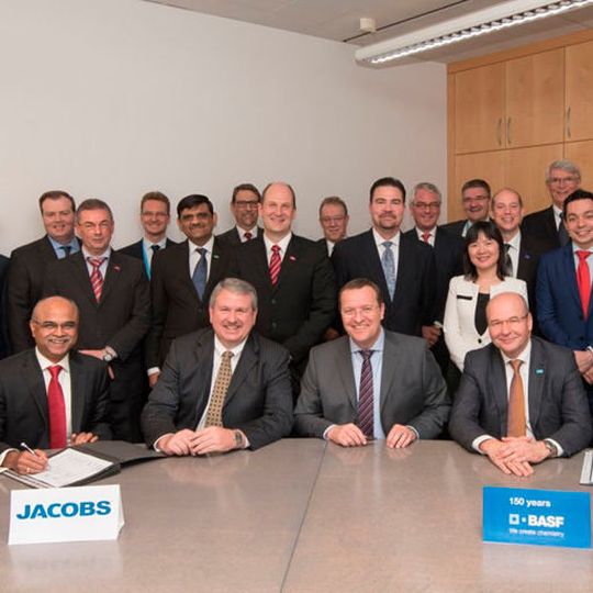 Jacobs Engineering ist für die nächsten drei Jahre EPCM-Partner der BASF. Jacobs Engineering ist für die nächsten drei Jahre EPCM-Partner der BASF.