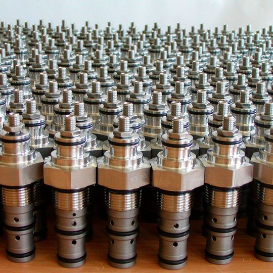 Weber-Hydraulik ValveTech GmbH stellt am Standort Konstanz als Tochtergesellschaft der Weber-Hydraulik Gruppe zuverlässige Proportional- und Schaltventile sowie kundenspezifische Steuerblöcke für anspruchsvolle Anwendungen her. Weber-Hydraulik ValveTech GmbH stellt am Standort Konstanz als Tochtergesellschaft der Weber-Hydraulik Gruppe zuverlässige Proportional- und Schaltventile sowie kundenspezifische Steuerblöcke für anspruchsvolle Anwendungen her.