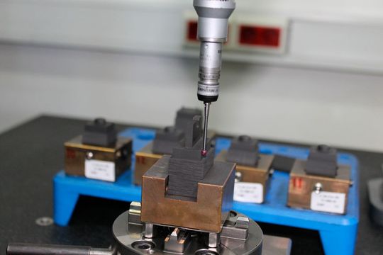 For the concept of Industry 4.0 to work, inline metrology, integrated into the production process, is essential. For the concept of Industry 4.0 to work, inline metrology, integrated into the production process, is essential.