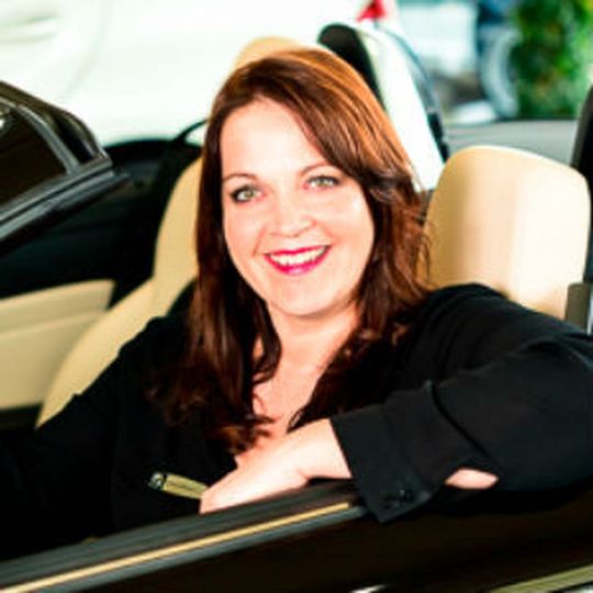Britta Hoffmann, Auto Köpper, ist eine der erfolgreichsten Gebrauchtwagenverkäuferinnen Deutschlands.