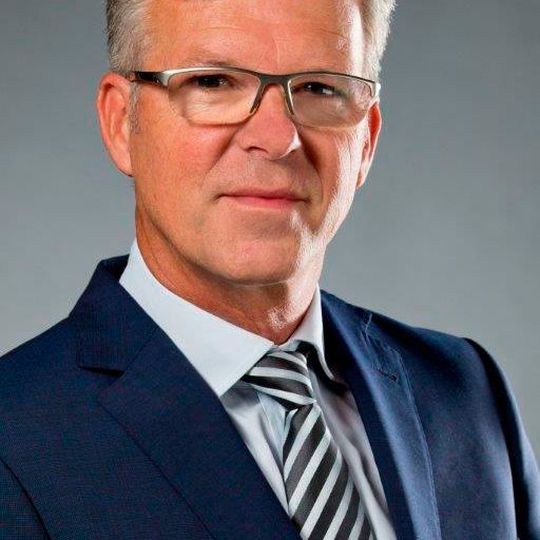 Frank Cremer hat zum Januar 2016 die Leitung im Vertrieb und Marketing bei Kegelmann Technik übernommen. Frank Cremer hat zum Januar 2016 die Leitung im Vertrieb und Marketing bei Kegelmann Technik übernommen.