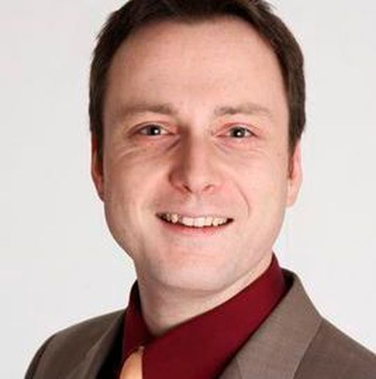 „Das Interesse an modellbasierter Entwicklung aus MATLAB oder aus Simulink steigt nicht nur an Universitäten sondern zunehmend auch in der Industrie,“ Dr. Joachim Schlosser, MathWorks „Das Interesse an modellbasierter Entwicklung aus MATLAB oder aus Simulink steigt nicht nur an Universitäten sondern zunehmend auch in der Industrie,“ Dr. Joachim Schlosser, MathWorks