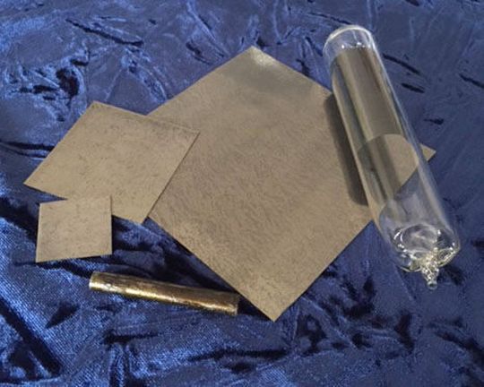Goodfellow liefert eine breite Palette an seltenen Erdmetall-Folien. Goodfellow liefert eine breite Palette an seltenen Erdmetall-Folien.