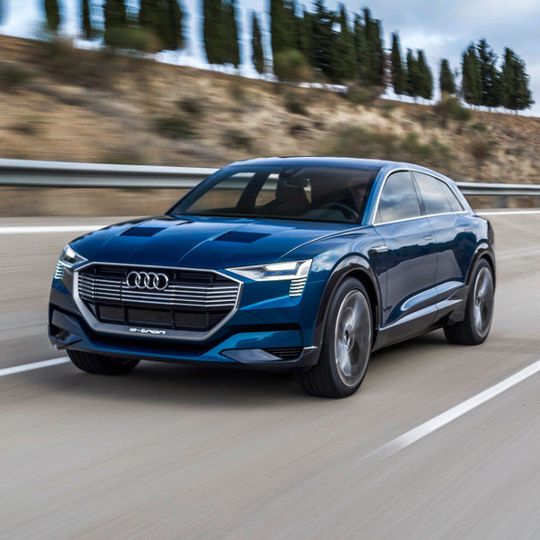 Das erste rein elektrische Fahrzeug von Audi wird im belgischen Brüssel ab 2018 produziert. Das erste rein elektrische Fahrzeug von Audi wird im belgischen Brüssel ab 2018 produziert.