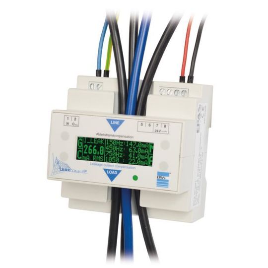 LEAKCOMP HP verkabelt: Das Gerät kompensiert betriebsbedingte Ableitströme bis 400 mA (RMS). Der Einsatz von Fehlerstrom-Schutzschaltern mit einem Differenzstrom von 30 mA oder höher nach DIN VDE 0100-530 ist möglich. Die Betriebssicherheit von Anlagen wird dadurch erhöht. LEAKCOMP HP verkabelt: Das Gerät kompensiert betriebsbedingte Ableitströme bis 400 mA (RMS). Der Einsatz von Fehlerstrom-Schutzschaltern mit einem Differenzstrom von 30 mA oder höher nach DIN VDE 0100-530 ist möglich. Die Betriebssicherheit von Anlagen wird dadurch erhöht.