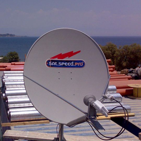 Eusanet bietet eine Lösung, die bei einem DSL-Ausfall automatisch auf Internet via Satellit umschaltet. Eusanet bietet eine Lösung, die bei einem DSL-Ausfall automatisch auf Internet via Satellit umschaltet.
