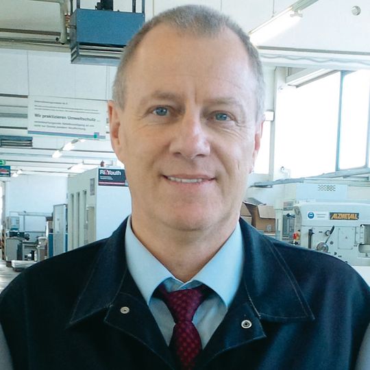 Matthias Hecker ist Ausbildungsleiter beim Schaltschranktechnik-Spezialisten Rittal. Matthias Hecker ist Ausbildungsleiter beim Schaltschranktechnik-Spezialisten Rittal.