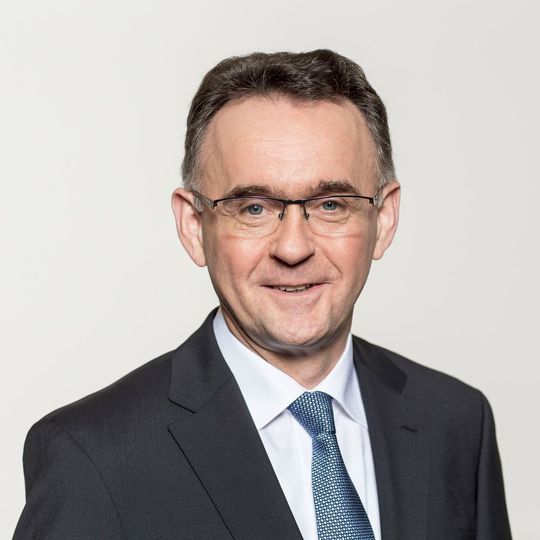 Dr. Franz Kleiner, ZF-Vorstandsmitglied Dr. Franz Kleiner, ZF-Vorstandsmitglied