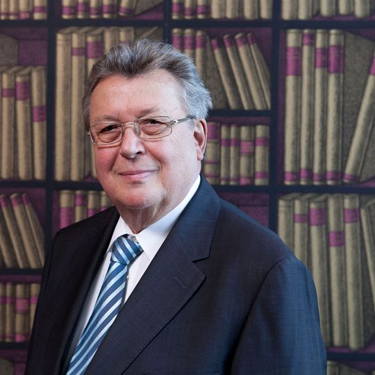 "Die Politik hat geliefert, jetzt sind Industrie und Banken gefordert", kommentiert VDMA-Präsident Dr. Reinhold Festge die Aufhebung der Sanktionen im Iran. "Die Politik hat geliefert, jetzt sind Industrie und Banken gefordert", kommentiert VDMA-Präsident Dr. Reinhold Festge die Aufhebung der Sanktionen im Iran.