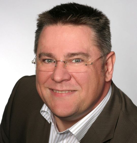 Udo Schillings ist ab sofort Vertriebsleiter Value Added Distibution bei Api. Udo Schillings ist ab sofort Vertriebsleiter Value Added Distibution bei Api.