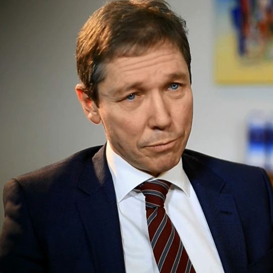 Niels Petter Wright, CEO of Elopak: “The certified renewable polyethylene that SABIC can supply us is helping us to further deepen that product and system footprint.” Niels Petter Wright, CEO of Elopak: “The certified renewable polyethylene that SABIC can supply us is helping us to further deepen that product and system footprint.”