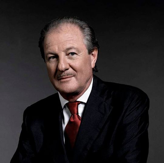 Geht es nach dem Willen des Nominierungsausschuss des Aufsichtsrats von Linde wird Prof. Dr. Wolfgang Reitzle am 3. Mai 2016 als Mitglied in den Aufsichtsrat gewählt. Geht es nach dem Willen des Nominierungsausschuss des Aufsichtsrats von Linde wird Prof. Dr. Wolfgang Reitzle am 3. Mai 2016 als Mitglied in den Aufsichtsrat gewählt.