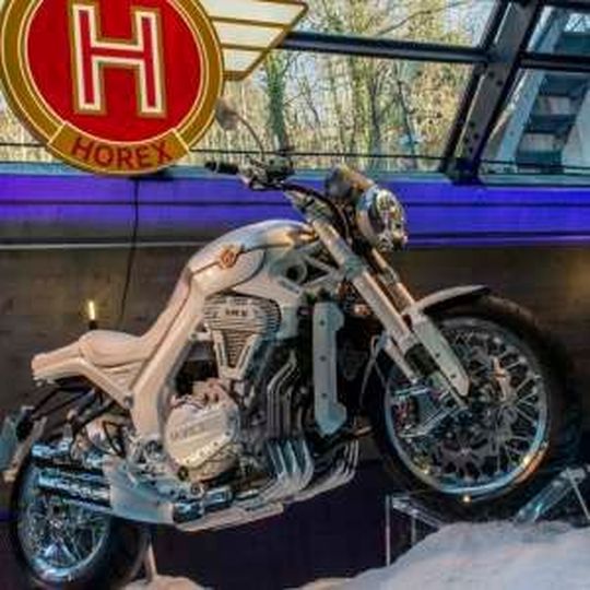 Passsend zum gleichnamigen Landsberger Filmfestival: das Horex-Sondermodell Snowdance. Passsend zum gleichnamigen Landsberger Filmfestival: das Horex-Sondermodell Snowdance.
