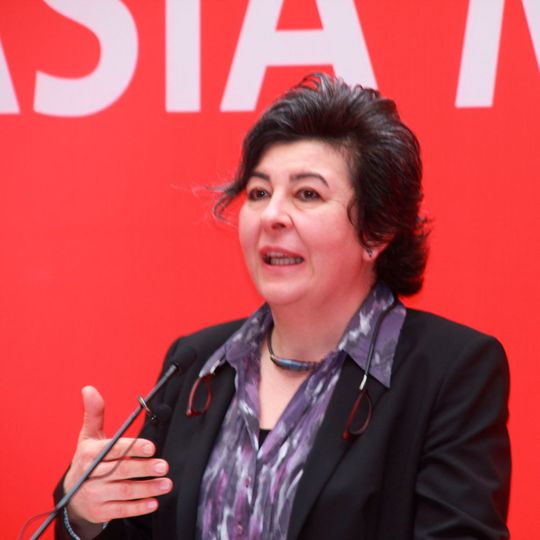 Auf wirtschaftliche Schwäche haben die türkischen Maschinenbauer 2015 mit mehr Forschung und Entwicklung reagiert, sagte Sevda Kayhan-Yılmaz für den Verband Makfed. Auf wirtschaftliche Schwäche haben die türkischen Maschinenbauer 2015 mit mehr Forschung und Entwicklung reagiert, sagte Sevda Kayhan-Yılmaz für den Verband Makfed.