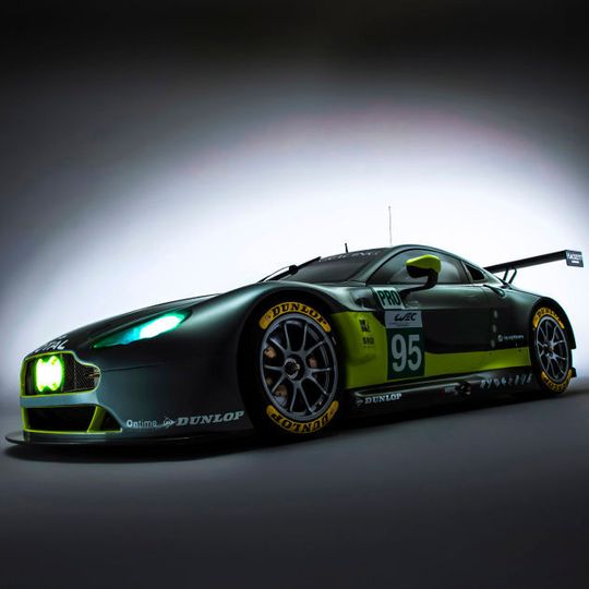 Die Aston Martin Vantage GTE und GT3 werden 2016 von Dunlop bestückt. Die Aston Martin Vantage GTE und GT3 werden 2016 von Dunlop bestückt.