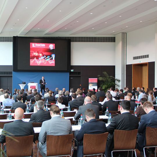 Simufact Engineering lädt zum 17. Roundtable Simulating Manufacturing vom 31. Mai bis zum 2. Juni nach Marburg ein. Simufact Engineering lädt zum 17. Roundtable Simulating Manufacturing vom 31. Mai bis zum 2. Juni nach Marburg ein.