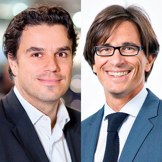 Andreas Mayer (links) und Giorgio Vinciguerra steigen bei FCA Deutschland auf.