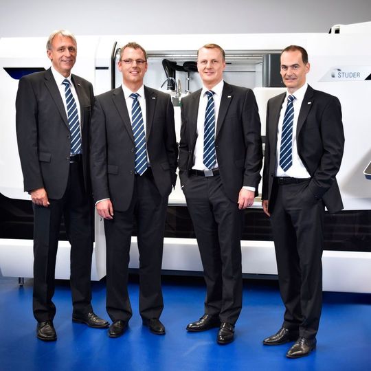 Die Geschäftsleitung Studer und teilweise Schaudt Mikrosa (v.l.): Fred Gaegauf, Dr. Gereon Heinemann, Gerd König und Jens Bleher. Die Geschäftsleitung Studer und teilweise Schaudt Mikrosa (v.l.): Fred Gaegauf, Dr. Gereon Heinemann, Gerd König und Jens Bleher.