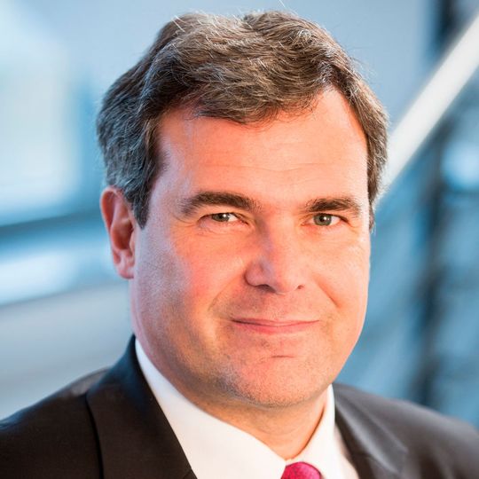 TNT-Geschäftsführer Jürgen Seifert wurde mit einem erweiterten Aufgabenbereich betraut. TNT-Geschäftsführer Jürgen Seifert wurde mit einem erweiterten Aufgabenbereich betraut.