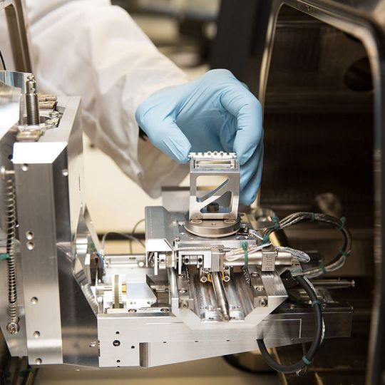 Novelis hat gemeinsam mit Jaguar Land Rover eine neue Legierung mit einem Recyclinganteil von bis zu 75 Prozent entwickelt. Novelis hat gemeinsam mit Jaguar Land Rover eine neue Legierung mit einem Recyclinganteil von bis zu 75 Prozent entwickelt.