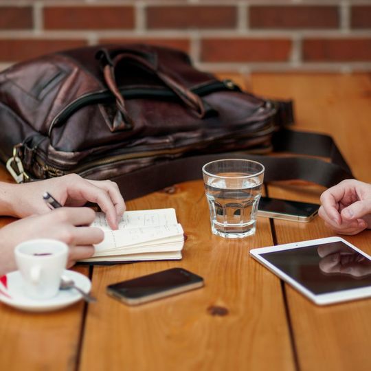 Kaffeetrinken ist nicht alles: Für ein erfolgreiches Projektmanagement helfen diese sechs Tipps. Kaffeetrinken ist nicht alles: Für ein erfolgreiches Projektmanagement helfen diese sechs Tipps.