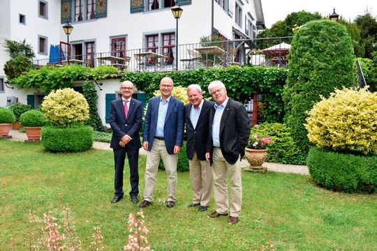 V.l.n.r Eugen Vigini, CEO/Teilhaber, Edwin Angst, VR-Präsident/Teilhaber, Niklaus Dürst, Heinz Rusterholz, COO/Teilhaber. V.l.n.r Eugen Vigini, CEO/Teilhaber, Edwin Angst, VR-Präsident/Teilhaber, Niklaus Dürst, Heinz Rusterholz, COO/Teilhaber.