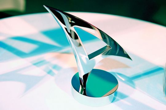 Der beliebte PRODEX Award wird auch dieses JAhr den zehn besten Produkten und Verfahren der MEM-Industrie verliehen. Der beliebte PRODEX Award wird auch dieses JAhr den zehn besten Produkten und Verfahren der MEM-Industrie verliehen.