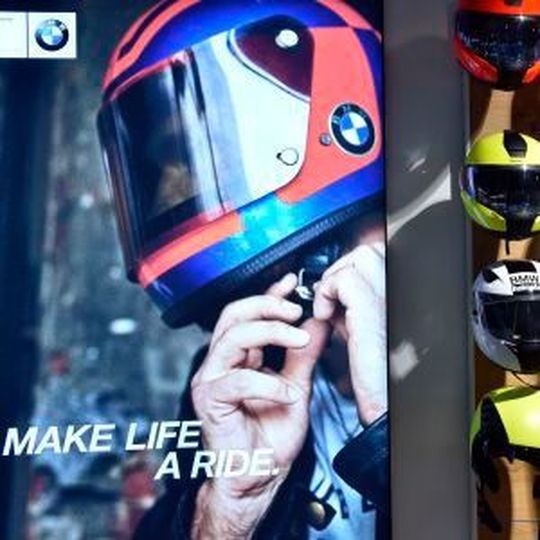Mit Vollgas in die neue Saison – BMW lädt ein. Mit Vollgas in die neue Saison – BMW lädt ein.