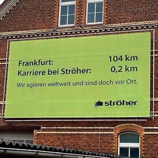 Sind qualifizierte Bewerber Mangelware, werden die Unternehmen selbst zu Bewerbern bei ihren potentiellen neuen Mitarbeitern. Ein guter Einstieg sind kreative Stellenanzeigen abseits von Klischees. Sind qualifizierte Bewerber Mangelware, werden die Unternehmen selbst zu Bewerbern bei ihren potentiellen neuen Mitarbeitern. Ein guter Einstieg sind kreative Stellenanzeigen abseits von Klischees.