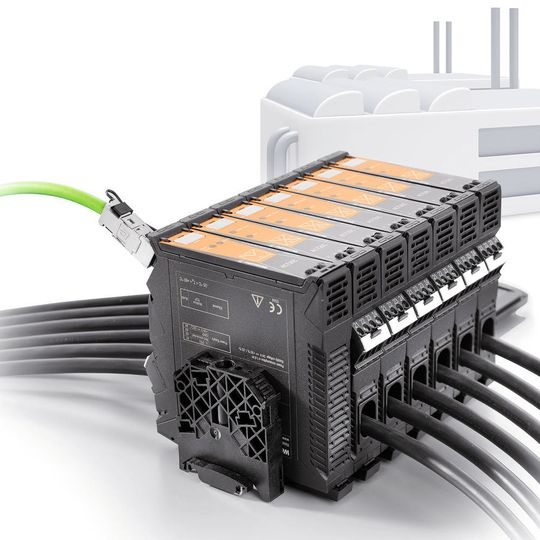 Das Überwachungsrelais ACT 20 von Weidmüller kann Temperatur-, Phasenlage- oder Sapnnungsüberwachung realisieren.
