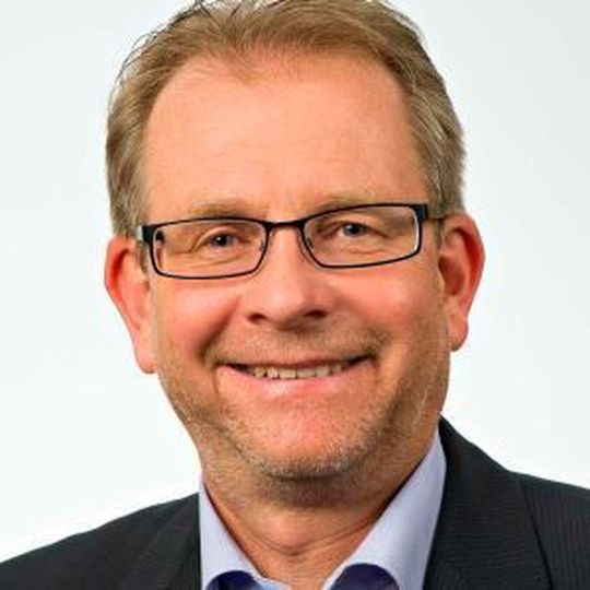 Siegfried Neuberger, Geschäftsführer des ZIV kann mit einem Lächeln über das Jahr 2015 berichten. Siegfried Neuberger, Geschäftsführer des ZIV kann mit einem Lächeln über das Jahr 2015 berichten.