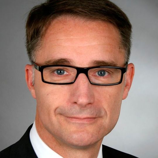 Dr.-Ing. Kurt D. Bettenhausen ist Vorsitzender des neuen interdisziplinären VDI-Gremiums „Digitale Transformation“ (Bild: VDI) Dr.-Ing. Kurt D. Bettenhausen ist Vorsitzender des neuen interdisziplinären VDI-Gremiums „Digitale Transformation“ (Bild: VDI)