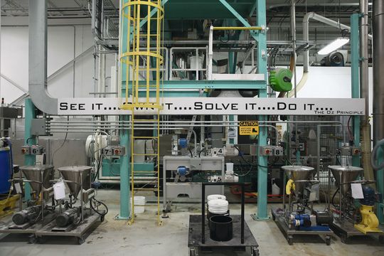 Eco Synthetix stellt eine Reihe von Biopolymeren her, die SBR-Kautschuke in einer Vielzahl von Anwendungen ersetzen können, ob als Bindemittel in der Papier und Zellstoffproduktion oder als Harze für Baumaterialien.