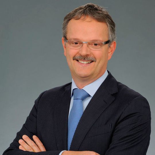 Jan Paul de Vries wird CEO bei Arlanxeo, dem Gemeinschaftsunternehmen von Lanxess und Saudi Aramco. Jan Paul de Vries wird CEO bei Arlanxeo, dem Gemeinschaftsunternehmen von Lanxess und Saudi Aramco.