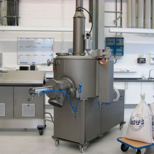 Unitec UT 250 im R&D Center von MTI in Detmold Unitec UT 250 im R&D Center von MTI in Detmold
