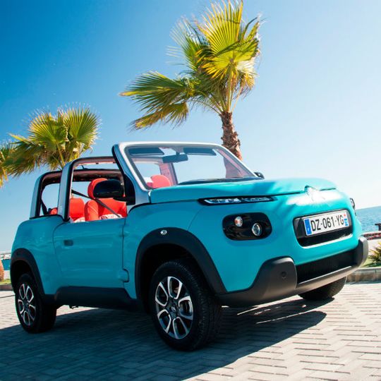Bald auf deutschen Straßen zu sehen: der Citroën E-Méhari. Bald auf deutschen Straßen zu sehen: der Citroën E-Méhari.