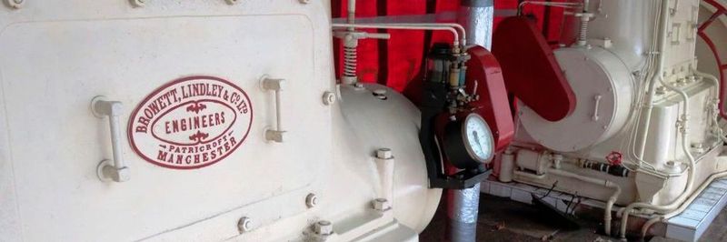 In Nottingham unterstützt Rheintacho das Papplewick-Pumpwerkmuseum bei der Sanierung einer Verbunddampflokomotive und saniert die Drehzahlmesser in historischer Optik.