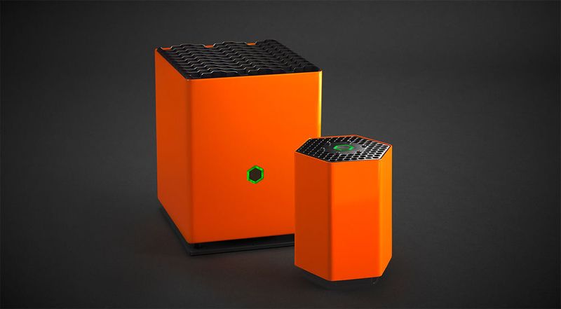 Das Hamburger Start-up Protonet hat auf der CeBIT sein jüngstes Server-Modell "Carla" (links im Bild) vorgestellt