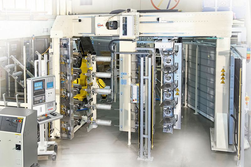 Die EHA Composite Machinery GmbH baut kundenspezifische Anlagen für Anwender in aller Welt.