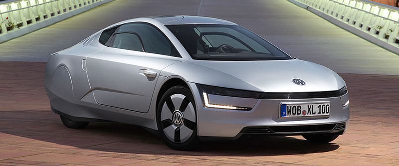 VW auf der Suche nach neuer Plattform - in der IT und bei Auto soll es hybrid zugehen. Das Foto zeigt das Modell "XL1".