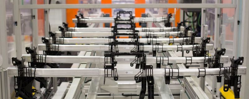 Neue Fertigungslinie für Cockpit-Querträger in Leamington, Kanada.